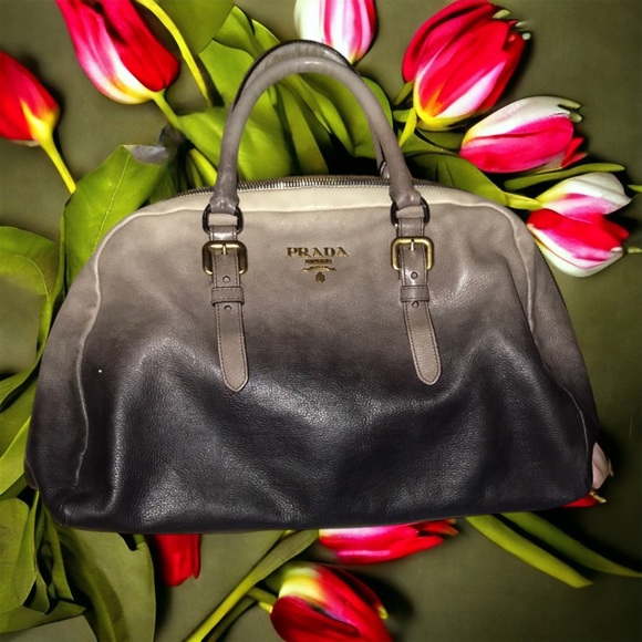 ⭐️Host Pick⭐️ PRADA - Picture 5 of 17